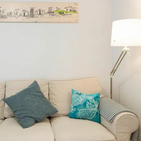 Vintage Blue House With Balcony Apartament L’Hospitalet de Llobregat