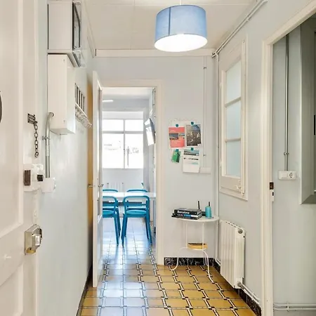 Vintage Blue House With Balcony L’Hospitalet de Llobregat
