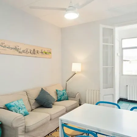 Vintage Blue House With Balcony Apartament *